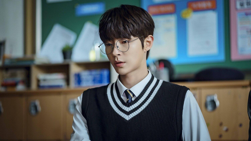 Hwang In Yeop là một nhân vật bí ẩn trong &quot;The Sound of Magic&quot;