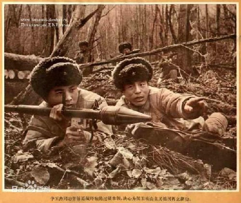 Lính Trung Quốc phục kích trên đảo Lính Trung Quốc phục kích trên đảo