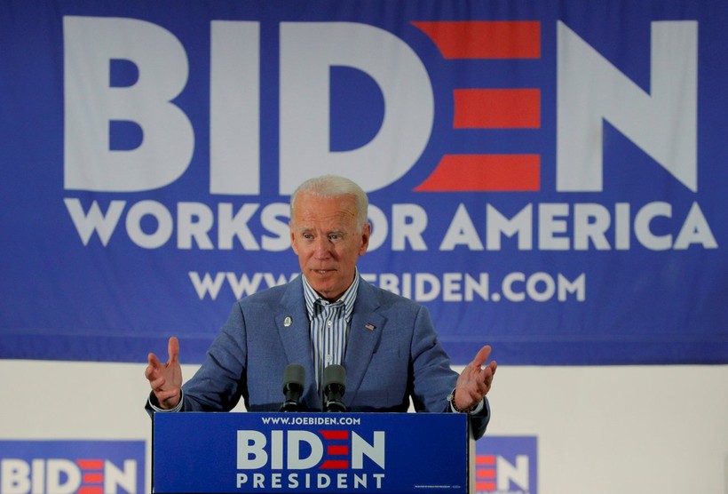 Ông Joe Biden tố cáo ông Donald Trump gây sức ép với phía Ukraine để điều tra con trai ông là lạm dụng quyền lực