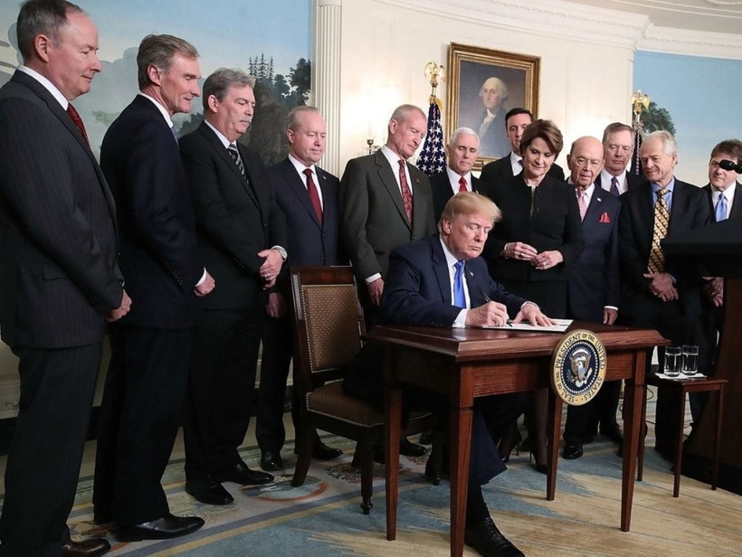 Donald Trump thừa nhận, Dự luật Nhân quyền và Dân chủ Hồng Kông ông ký hôm 27/11 “không tốt đối với cuộc đàm phán thương mại” giữa Mỹ và Trung Quốc, nhưng ông tin rằng Bắc Kinh vẫn muốn đạt được một thỏa thuận.