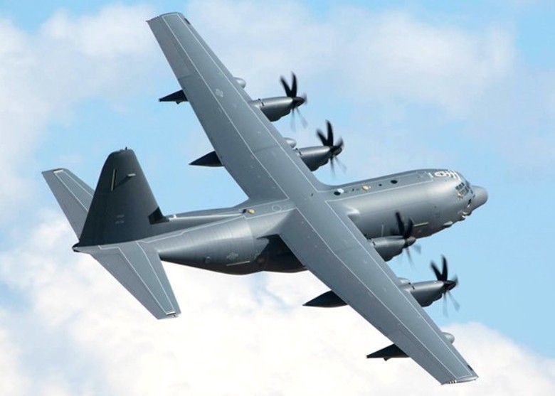 Máy bay tác chiến đặc biệt MC-130J của Mỹ đã bay dọc eo biển Đài Loan (Ảnh: Đông Phương)