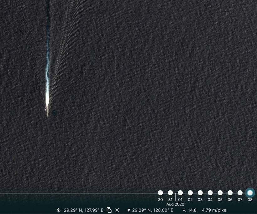 Ảnh vệ tinh chụp tàu USS Ronald Reagan ngày 8/8 (Ảnh: SCS Probing Initiative). Ảnh vệ tinh chụp tàu USS Ronald Reagan ngày 8/8 (Ảnh: SCS Probing Initiative).