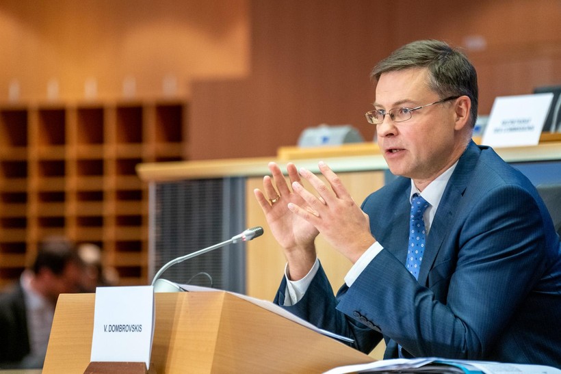 Valdis Dombrovskis, Phó chủ tịch điều hành của Ủy ban châu Âu: EU đã đình chỉ tiếp xúc chính trị với Trung Quốc về Hiệp định Đầu tư EU-Trung Quốc (Ảnh:europarl).
