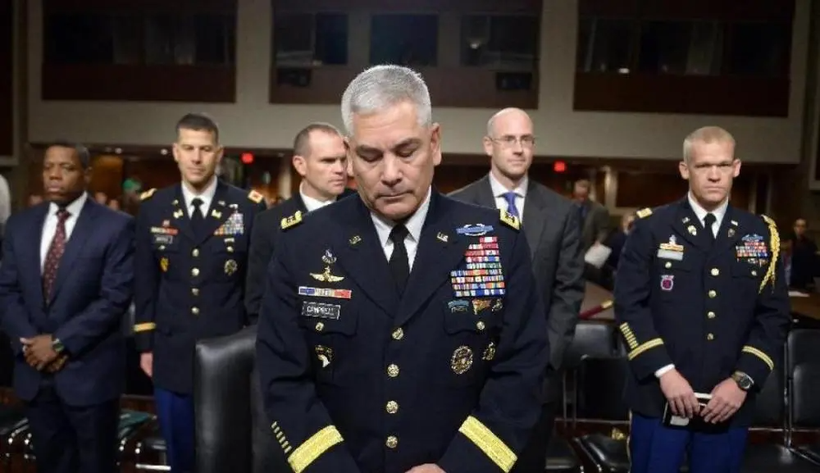 Tướng McKenzie, Tư lệnh Bộ Tư lệnh Trung tâm ra điều trần trước Ủy ban Quân vụ Hạ viện hôm 29/9 (Ảnh: 163). Tướng McKenzie, Tư lệnh Bộ Tư lệnh Trung tâm ra điều trần trước Ủy ban Quân vụ Hạ viện hôm 29/9 (Ảnh: 163).