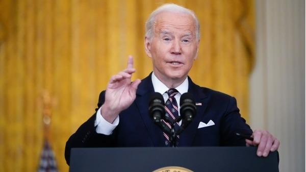Ông Biden cảnh báo các quan chức giới tình báo và Quốc phòng.