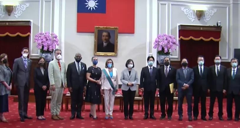 Chuyến thăm Đài Loan của bà Pelosi đã kết thúc, nhưng các cuộc tập trận của PLA quanh đảo Đài Loan giờ mới bắt đầu (Ảnh: LTN).