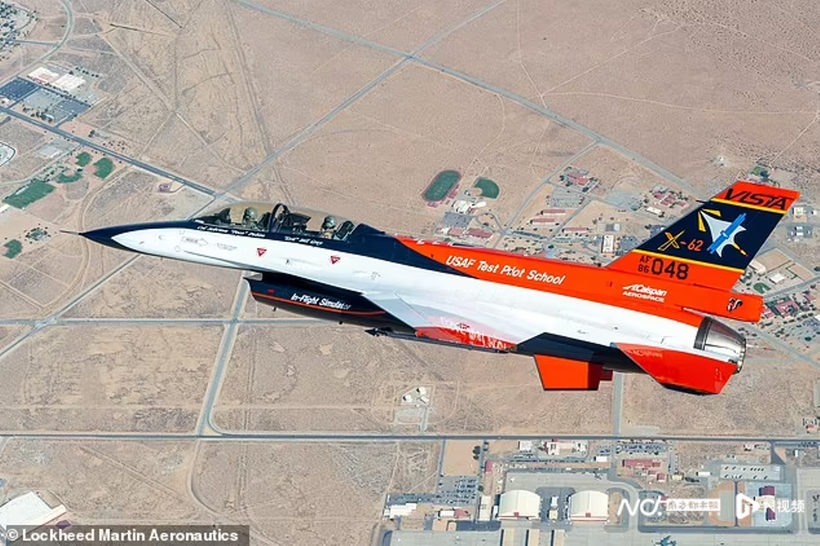 May bay X-62A bay thu nghiem.png