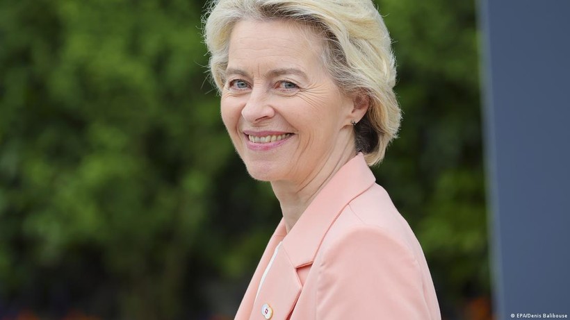 Chủ tịch Ủy ban châu Âu von der Leyen, người khởi xướng cuộc điều tra chống trợ cấp xe điện của Trung Quốc (Ảnh: EPA). ba von de Layen.jpg