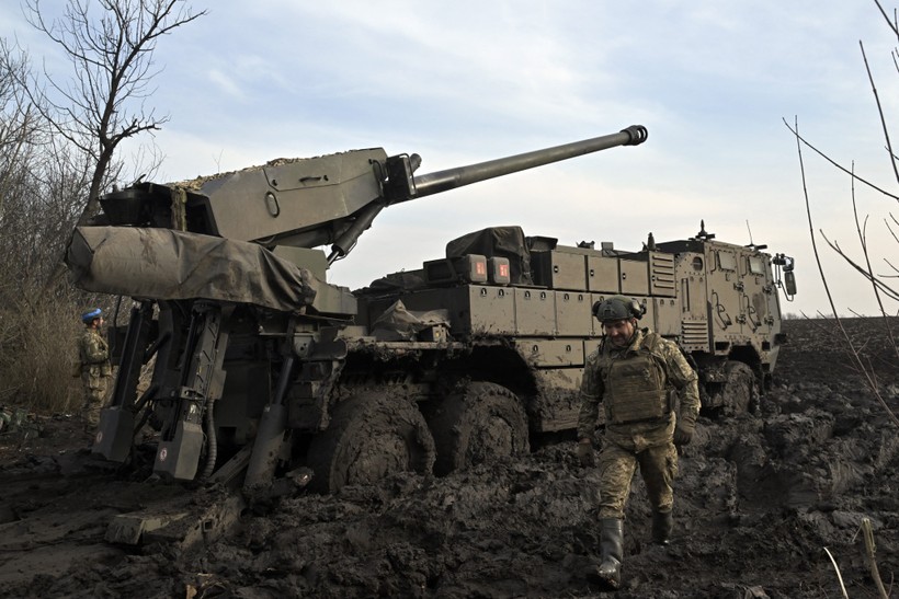 NATO mong muốn duy trì lâu dài sự ủng hộ Ukraine (Ảnh: Getty). NATO muon duy tri ung ho Ukraine.jpg