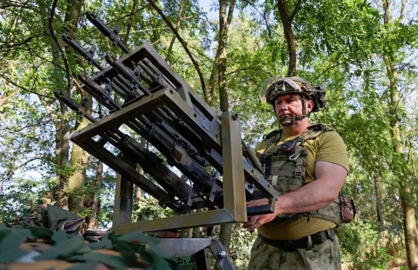 Xa thu dieu khien tay.png