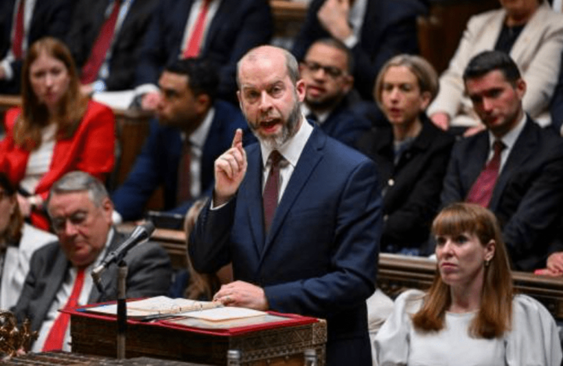 Bo truong Cong nghiep Anh.png