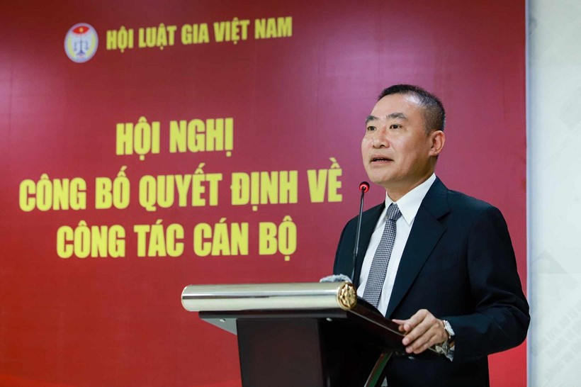 Ông Phạm Quốc Huy được bổ nhiệm làm Tổng Biên tập Tạp chí Đời sống và Pháp luật. Ảnh: Vietnamnet. 441958652-849470757030883-7264526160848374381-n-1336-2.jpg