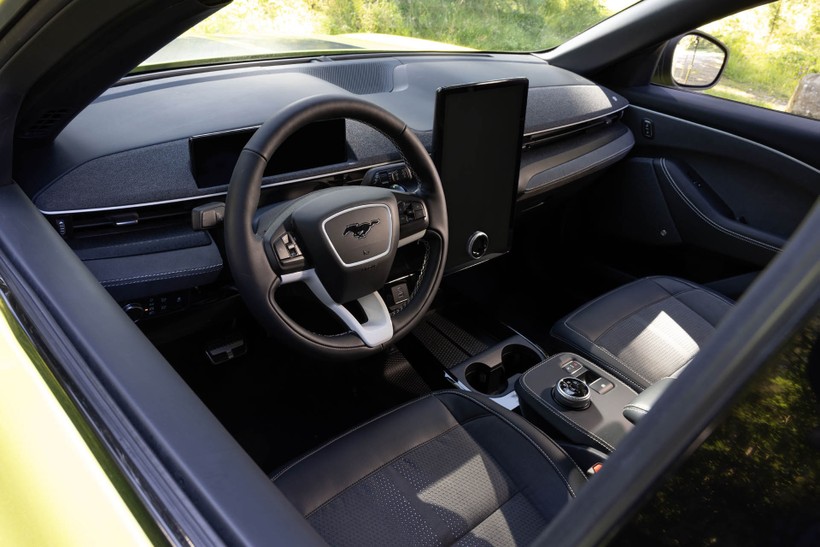 FordMustang11.jpg