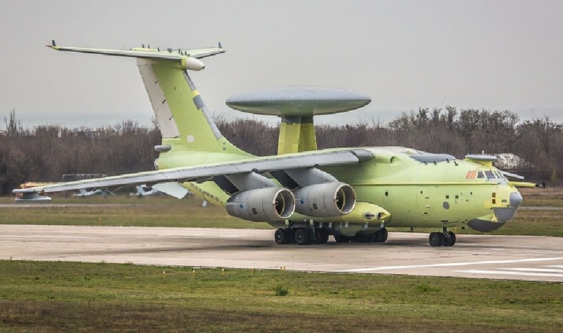 Máy bay cảnh báo sớm, kiểm soát và chỉ huy trên không AEW&C Beriev A-100. Ảnh Military Watch. a-100-8530.jpg
