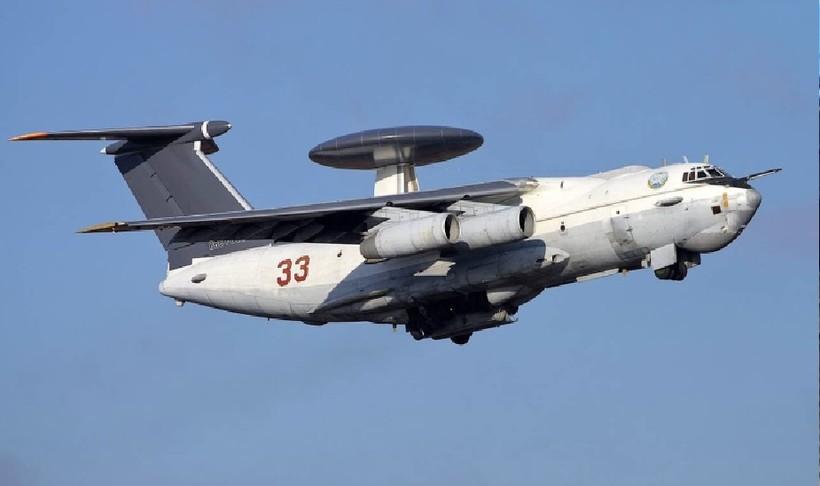 Máy bay cảnh báo sớm, kiểm soát và chỉ huy trên không AEW&C A-50U. Ảnh Russian Gazeta a-50u-8341.jpg