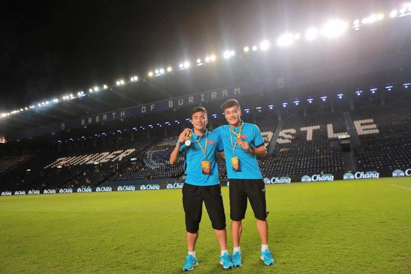 Bùi Tiến Dụng là em trai của thủ môn Bùi Tiến Dũng