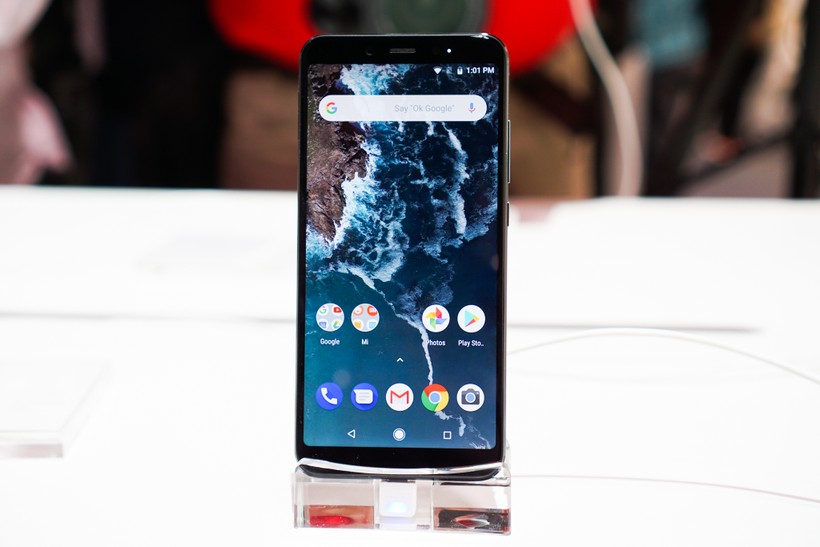 Màn hình LCD 6 inch sắc nét