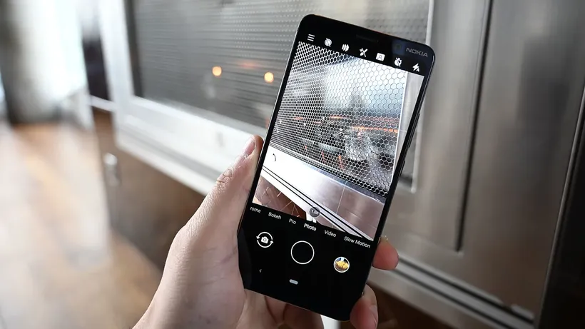 Nokia 9 PureView. Ảnh: Gizmodo Nokia 9 PureView. Ảnh: Gizmodo