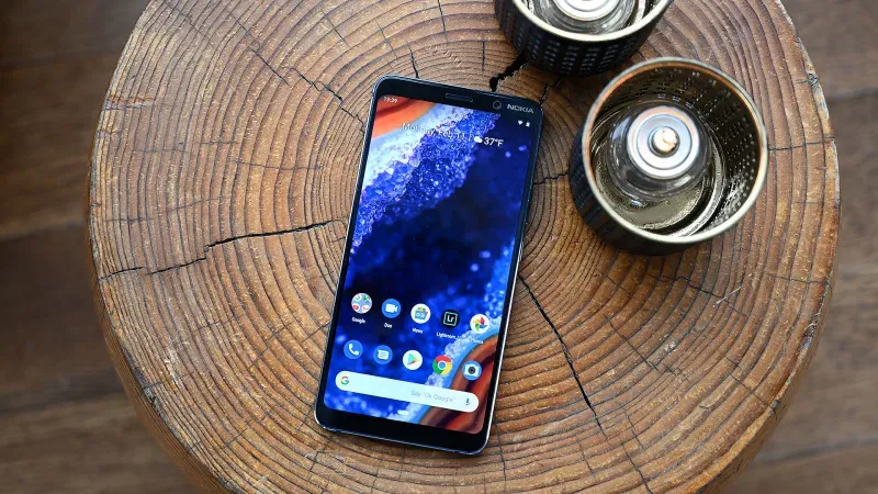 Nokia 9 PureView. Ảnh: Gizmodo Nokia 9 PureView. Ảnh: Gizmodo