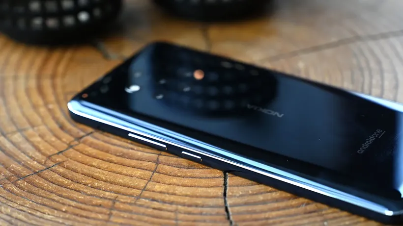 Nokia 9 PureView. Ảnh: Gizmodo Nokia 9 PureView. Ảnh: Gizmodo