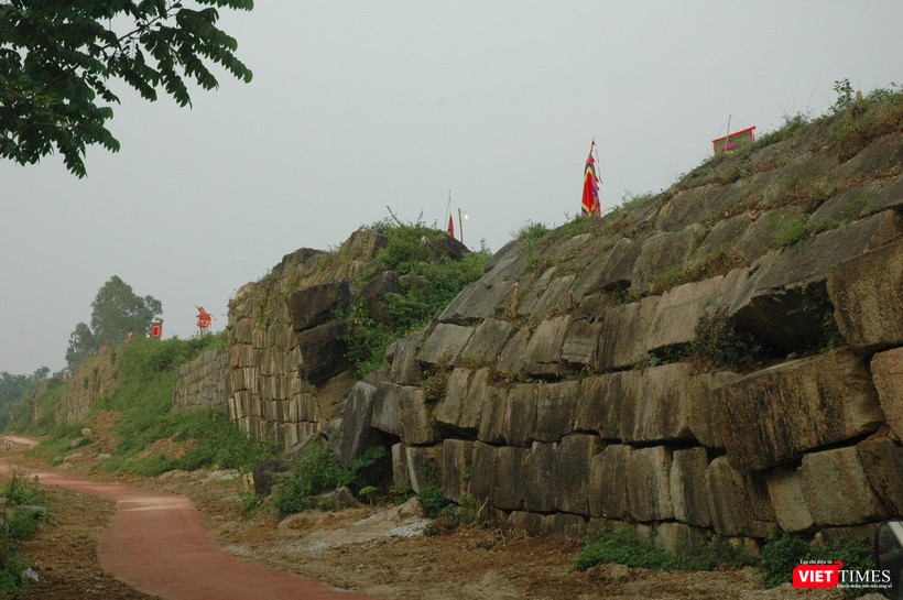 Một góc Thành nhà Hồ