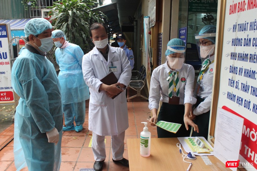 Kiểm tra công tác phòng dịch tại BV Phổi Trung ương