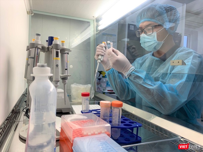 Vì sao Bộ Y tế quyết định dùng phương pháp gộp mẫu để xét nghiệm virus SARS –CoV-2?