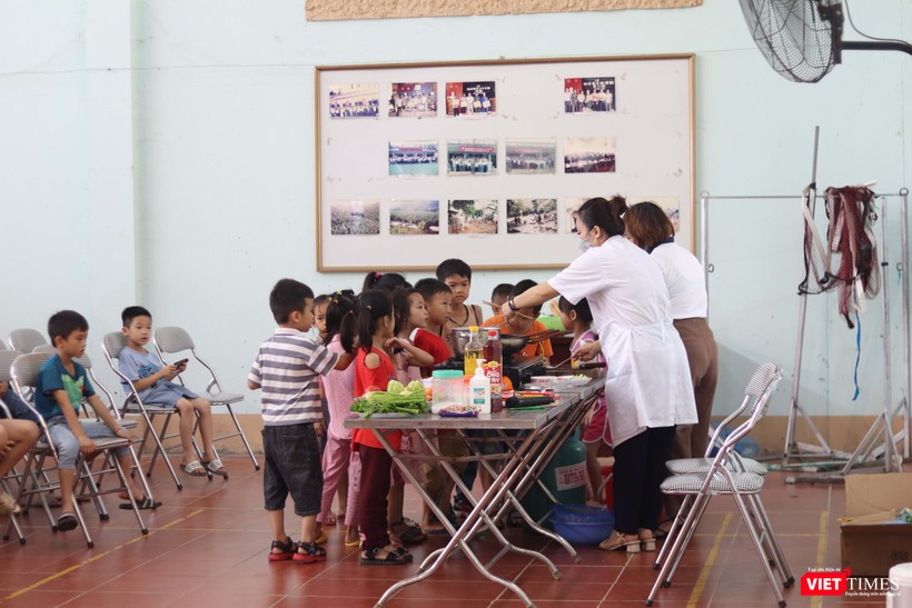 VT_Hướng dẫn thực hành nấu bữa ăn dinh dưỡng cho trẻ tại huyện Mường Khương, tỉnh Lào Cai.jpg