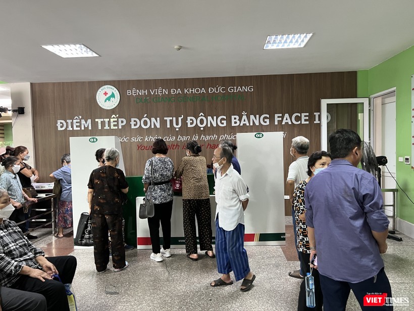 Bệnh viện Đức Giang là một trong số các cơ sở y tế thực hiện đơn thuốc điện tử sớm và hiệu quả vt-face-id-2738.jpg
