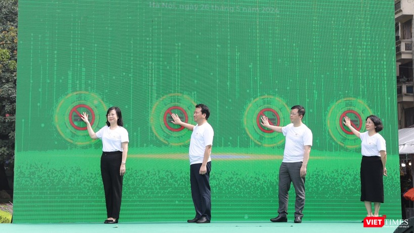 VT_ BT và cac dai bieut.jpg