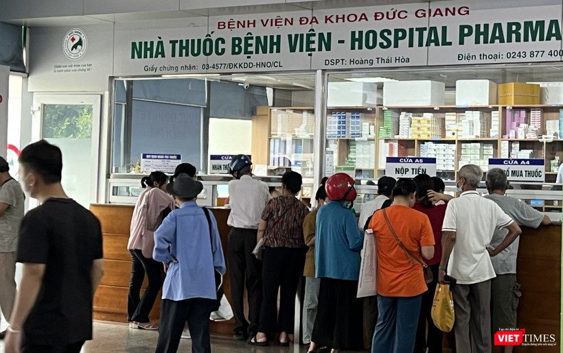 VT_ nha thuoc.JPG