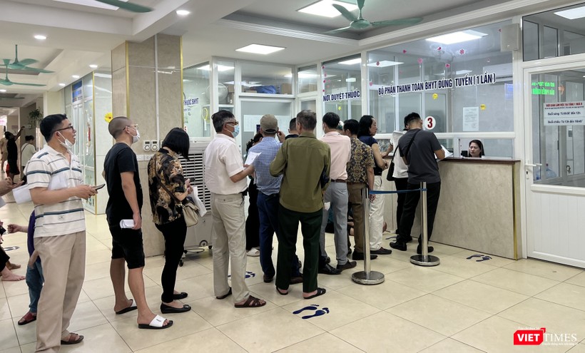 VT_ BN bao rhieemr.JPG