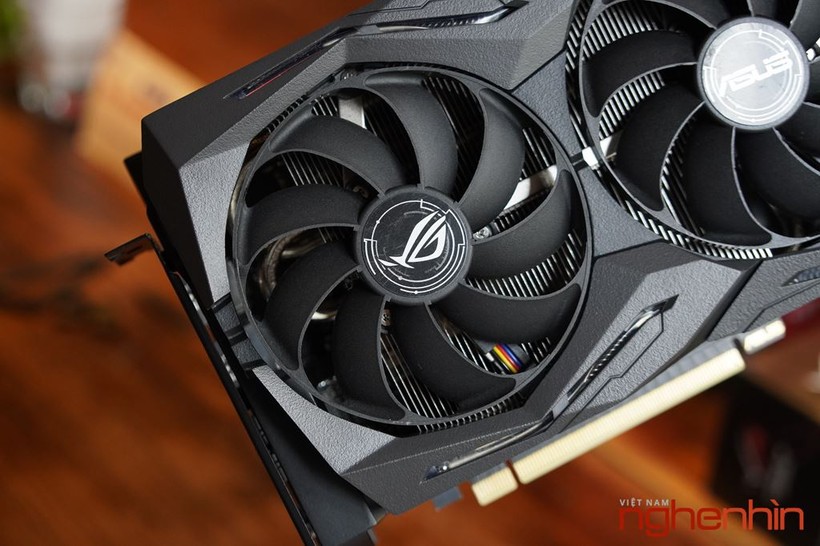 Trên tay GeForce RTX 2070 SUPER đầu tiên tại Việt Nam ảnh 3
