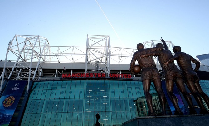 Bên ngoài sân vận động Old Trafford của Manchester United. Ảnh: Utdreport