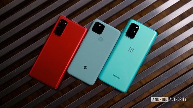 Phân khúc cận cao cấp được một số hãng nhắm đến và tấn công mạnh trong năm 2020.