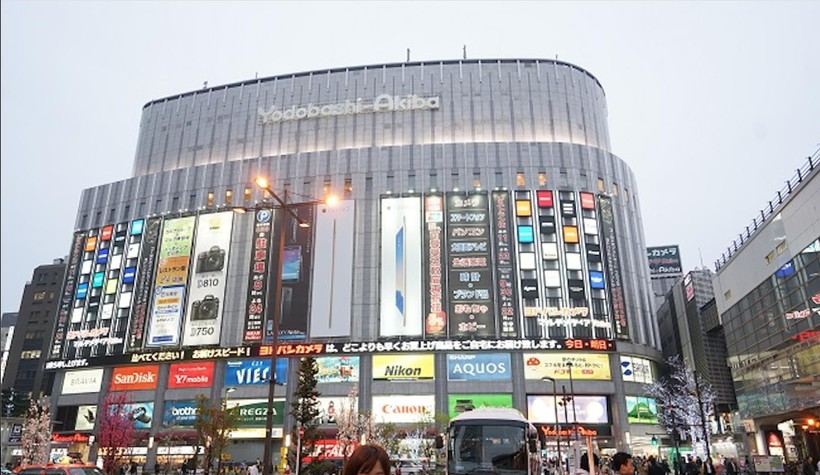 Các hãng công nghệ Nhật Bản đã tìm được đường thoát khỏi cục diện khủng hoảng và sa sút. Các hãng công nghệ Nhật Bản đã tìm được đường thoát khỏi cục diện khủng hoảng và sa sút.