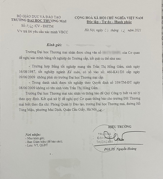 Xác nhận của Hiệu trưởng Trường Đại học Thương mại.