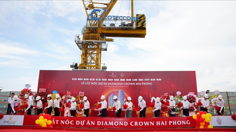 Diamond Crown Hai Phong.jpg