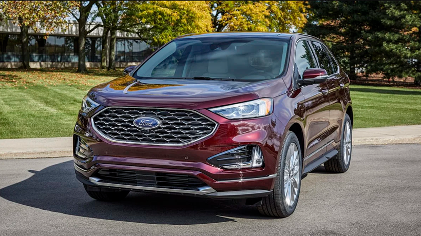 Ford Edge: Ford dự kiến sẽ ngừng bán Edge tại thị trường Mỹ vào năm 2024 để sản xuất xe điện tại nhà máy Oakville, Canada.