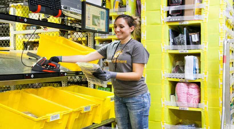 Amazon luôn tập trung vào khách hàng thay vì đối thủ. Ảnh: Nukon