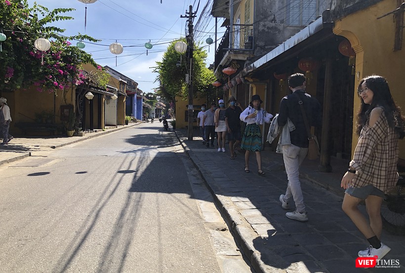 Các bạn trẻ từ Đà Nẵng, Tam Kỳ đã bắt đầu trở lại Hội An