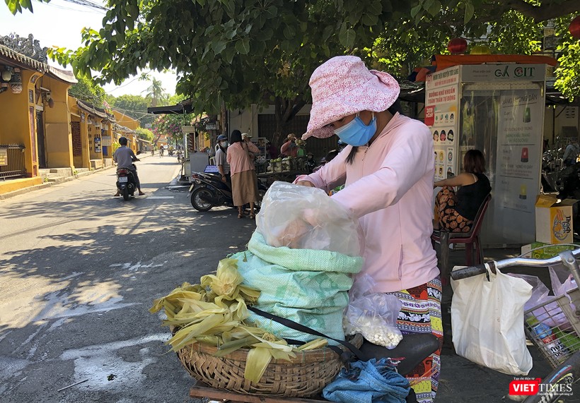Bắp luộc, một trong những nét ẩm thực của người Hội An