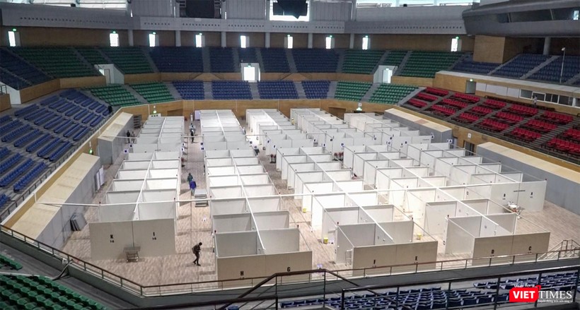 Toàn cảnh Bệnh viện dã chiến Tiên Sơn trong ngày đầu tháo dỡ