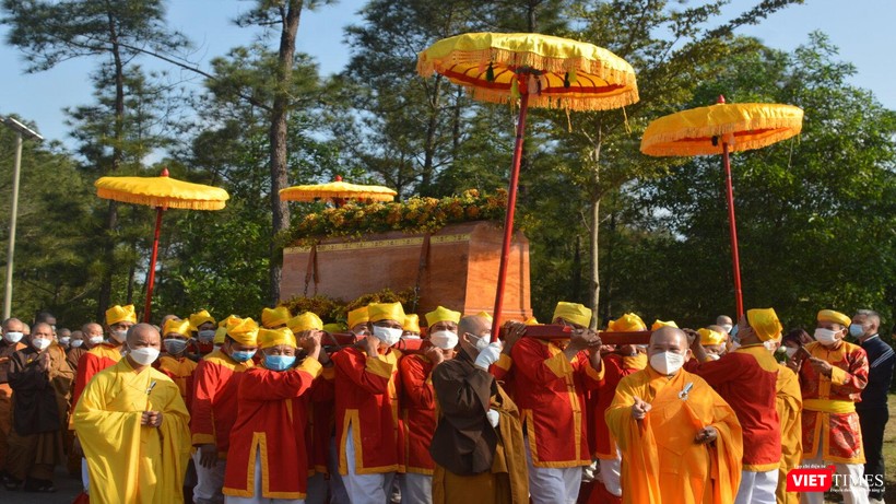 Kim quan Thiền Sư Thích Nhất Hạnh