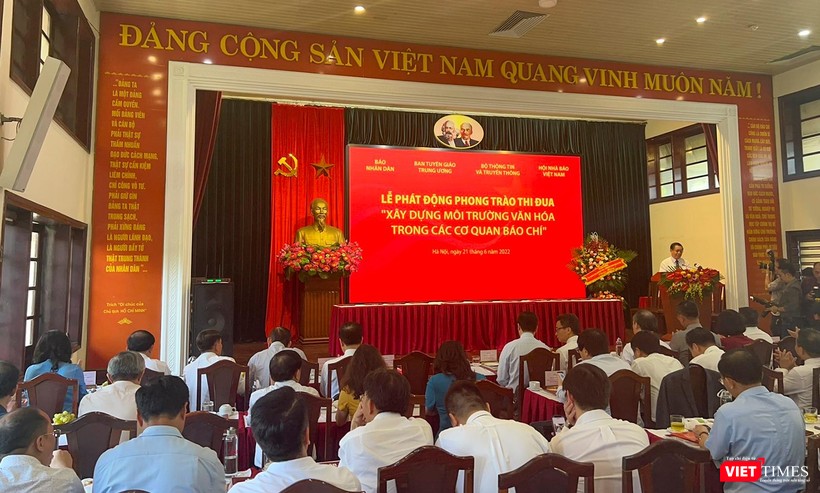 Ông Nguyễn Trọng Nghĩa - Bí thư Trung ương Đảng, Trưởng Ban Tuyên giáo Trung ương - phát biểu tại Lễ phát động