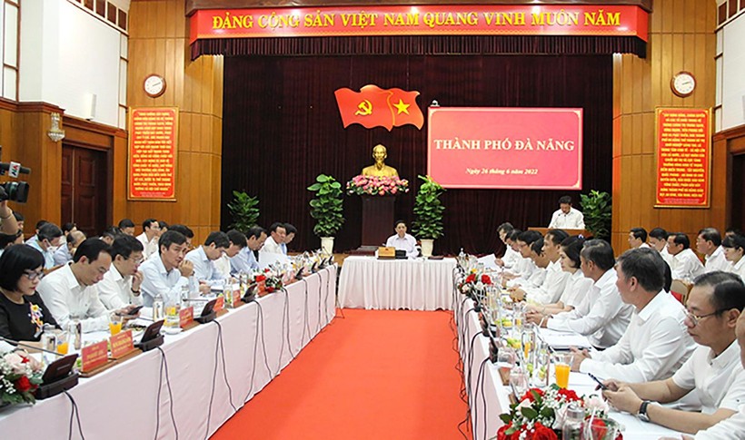 Quang cảnh buổi làm việc (ảnh danang.gov.vn) Quang cảnh buổi làm việc (ảnh danang.gov.vn)