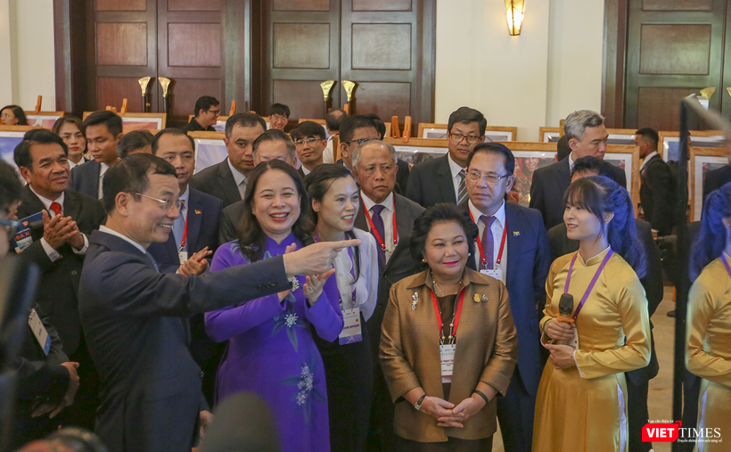 vt_khai mac amri 1.png