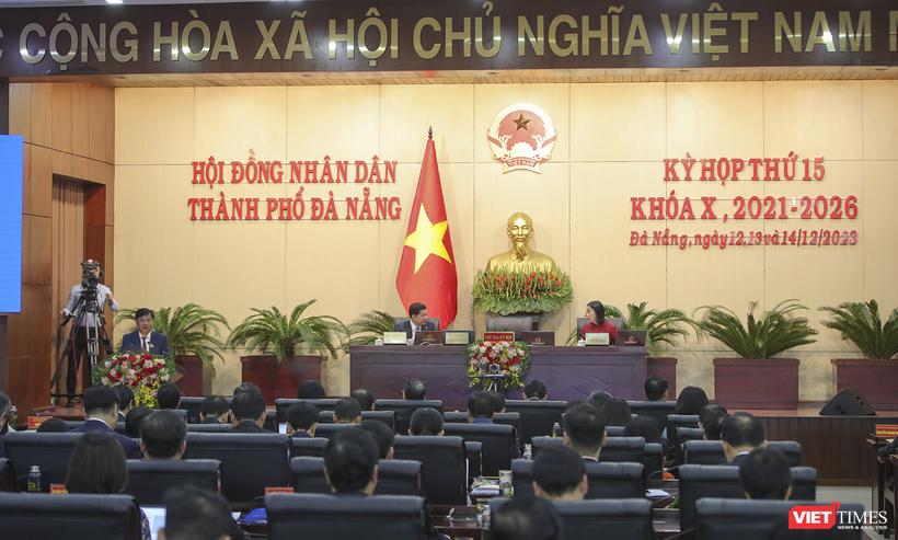 Quang cảnh phiên khai mạc Kỳ họp thứ 15, HĐND TP Đà Nẵng khoá X, nhiệm kỳ 2021-2026 vt_ky hop 15 hdnd da nang 2.png