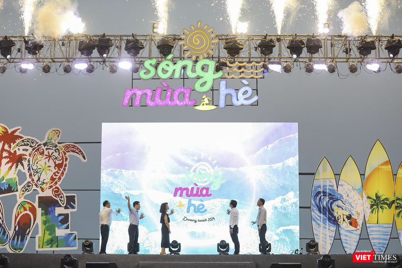 vt_du lich bien 12.png