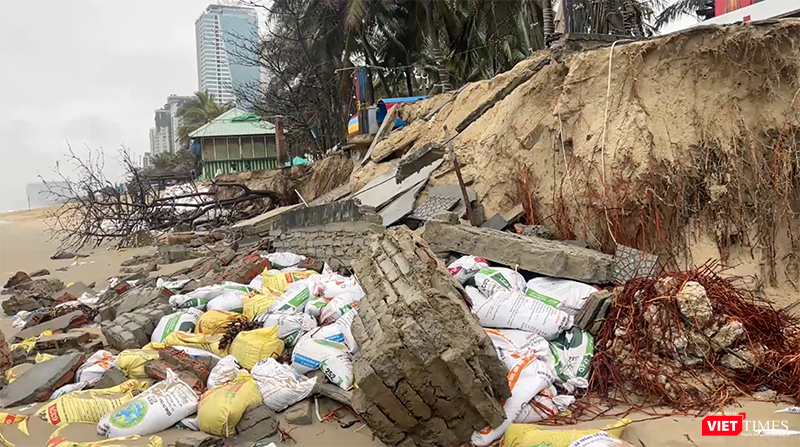 vt_sat lo bai bien du lich da nang 16.png